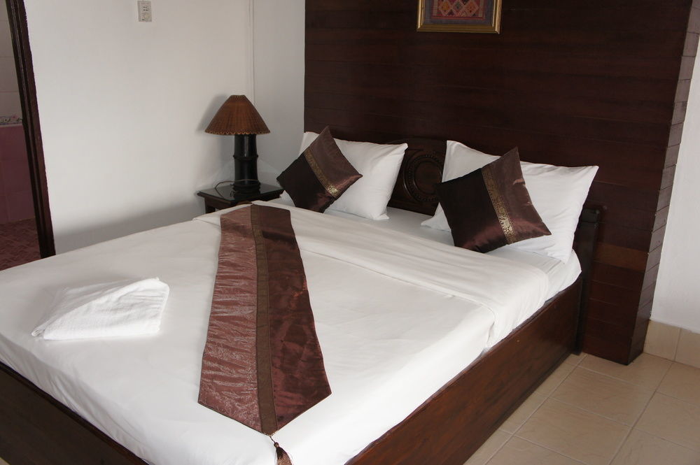 Suksavanh River 2 Hotel Ban Nongdouang ภายนอก รูปภาพ